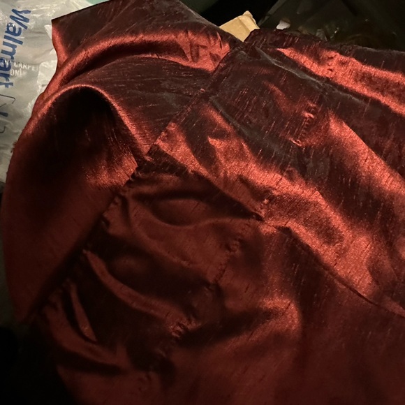 Gorgeous Burgundy Shiny Red 100% Polyester See-through Curtains 2 Panels - Picture 3 of 6